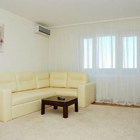 2-Komnatnye Apartamenty Alladin - Pozniaki Kiew Exterior foto