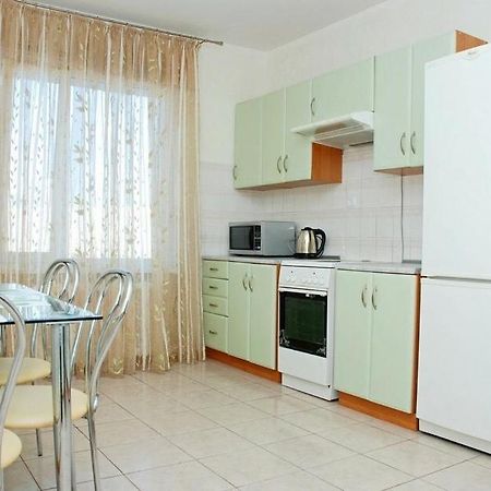 2-Komnatnye Apartamenty Alladin - Pozniaki Kiew Exterior foto